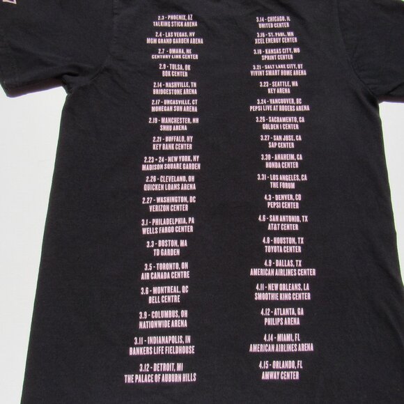 Ariana Grande Dangerous Woman World Tour 2017 Bunny Mask Graphic T-Shirt Size XS - Picture 3 of 8